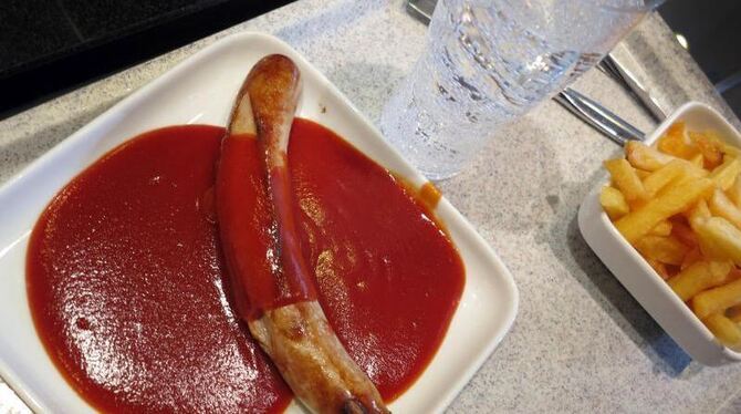 Currywurst in der Kantine Currywurst in der Kantine