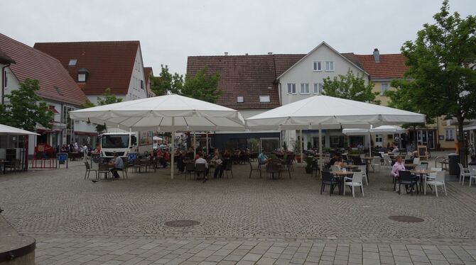Außengastronomie mietfrei auf dem Marktplatz – das kann sich zumindest die CDU-Fraktion gut vorstellen.  ARCHIVFOTO: PFISTERER