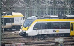 Züge des Bahnbetreibers Abellio am Stuttgarter Hauptbahnhof. Wenn es zu Verspätungen kommt, liegt das oft auch an der veralteten