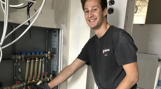 Lehrling des Monats: Jonas Klink aus Münsingen.  FOTO: PRIVAT