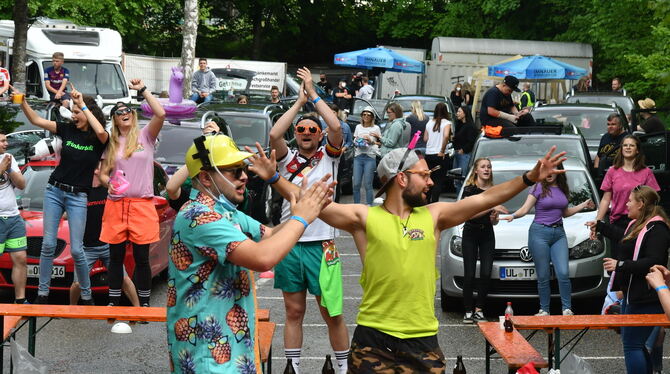 200 Malle-Fans feierten die landesweit wohl erste Party-Event des Jahres.