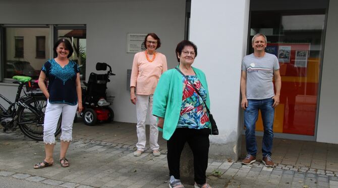 Vier Vorstandsmitglieder des WIM-Vereins stehen für das neue Projekt: (von links) Cornelia Grantz-Hild, Rainer Fritz, Ute Kern-W