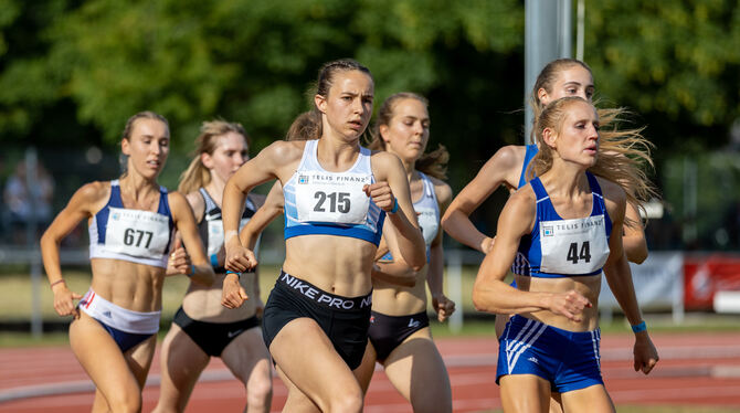 Die Mössingerin Sophia Kremsler lässt zurzeit über verschiedene Laufstrecken immer wieder aufhorchen. FOTO: KOHRING/EIBNER Die Mössingerin Sophia Kremsler lässt zurzeit über verschiedene Laufstrecken immer wieder aufhorchen. FOTO: KOHRING/EIBNER