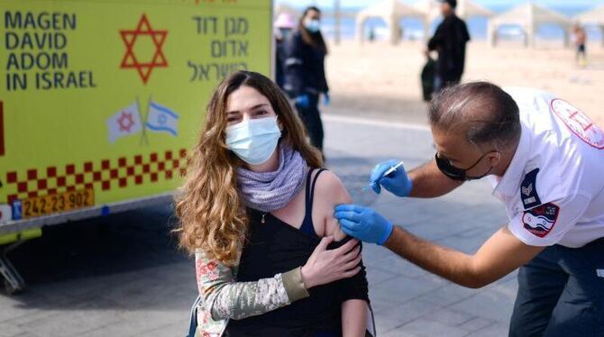 Corona-Impfung Corona-Impfung