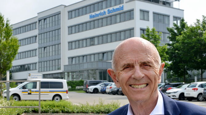 Dr. Carl-Heiner Schmid, Seniorchef der Unternehmensgruppe Heinrich Schmid, vollendet morgen sein 80. Lebensjahr. FOTOS: NIETHAMM