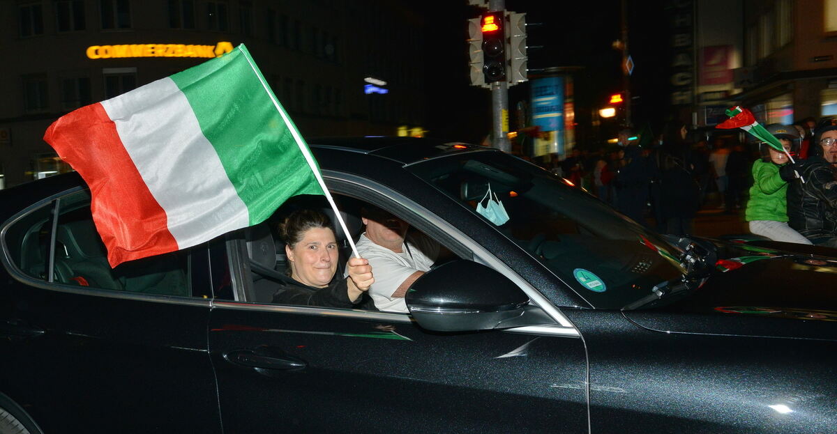 Onlie-0207-27EM Italien-Niethammer