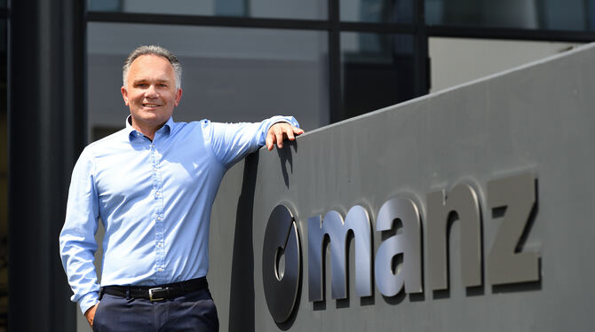 Martin Drasch, Vorstandsvorsitzender der Manz AG, aufgenommen am Firmensitz im Industriegebiet Reutlingen-Nord. FOTO: PIETH