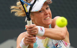 Mit Teamwork sehr erfolgreich: Laura Siegemund aus Metzingen.  FOTO: FREY/DPA