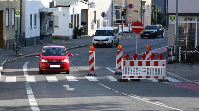 Der Verkehr aus der Stadt kann nach wie vor die Georgenstraße hochfahren.
