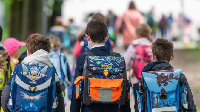 Schulkinder Schulkinder