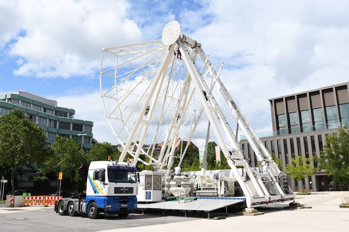 aufbau_riesenrad_reutlingen_2021_zen_22