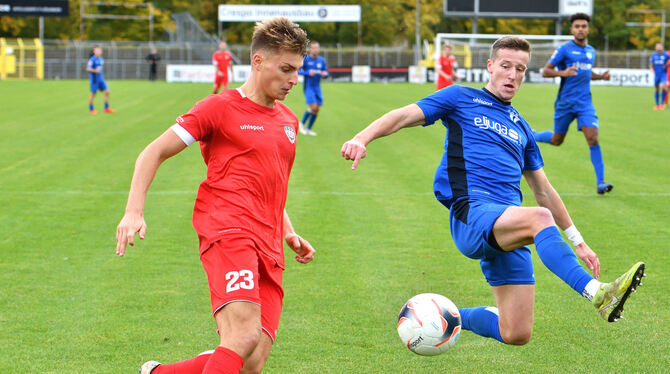 Den letzten Vergleich mit der SGV Freiberg verlor der SSV Reutlingen (links: Tim Schwaiger)