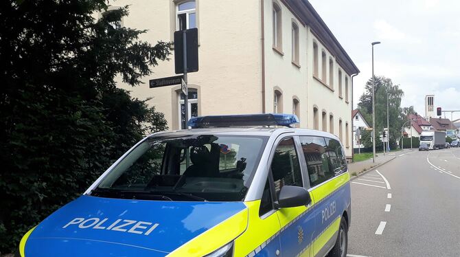 Eine Polizeistreife war während einer Aussage im Gerichtssaal des Amtsgerichts Münsingen anwesend. Ein Zeuge hatte Bedenken, das