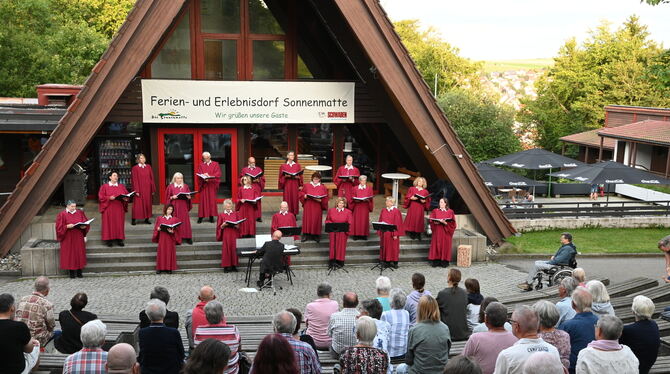 Endlich wieder live: Gospeltrain in Erpfingen.  FOTO: GEIGER