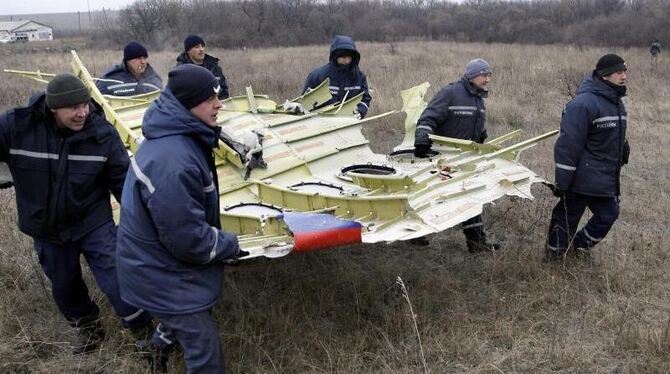 MH17 zerschellte wahrscheinlich nach Raketenbeschuss in der Ostukraine. Foto: Alexander Ermochenko