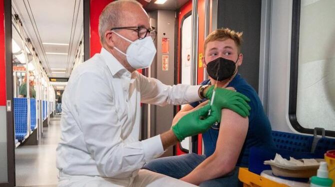 Impfungen im Sonderzug der S-Bahn