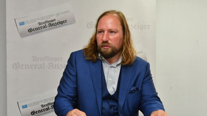 Grünen-Fraktionschef Anton Hofreiter beim Redaktionsgespräch in Reutlingen.  FOTO: MEYER