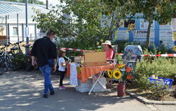 Ein Erzeugermarkt rundet das Angebot ab.  FOTO: JAENSCH