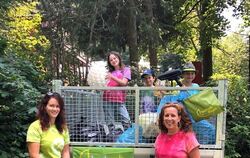 Beim WorldCleanup-Day haben viele Freiwillige geholfen, Wanderwege von Müll zu befreien. Auch in und um Eningen sind sie fündig 