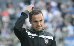 Wie biegen wir wieder auf die Siegerstraße ein? SSV-Trainer Maik Schütt.