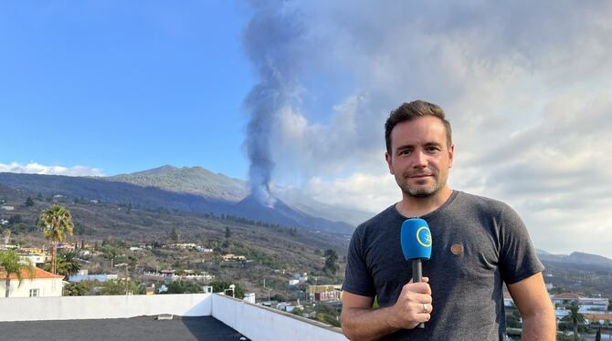 Marco Kaschuba vor dem Vulkan auf La Palma