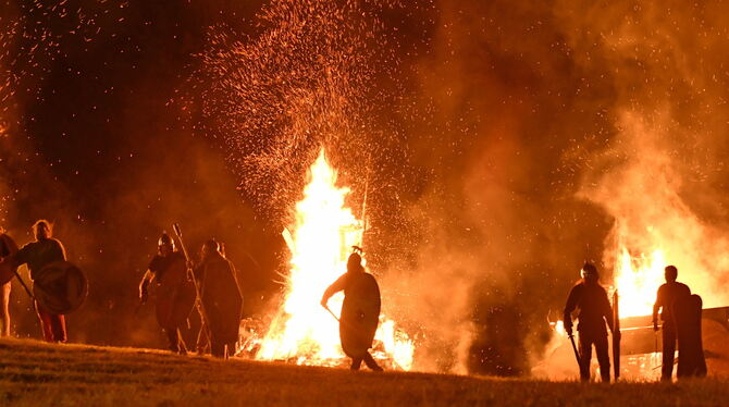Römerfest, Hechingen, Freilichtmuseum Kelten und Alamannen stürmen den Gutshof