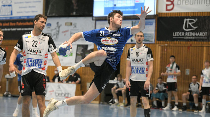 Sechs Mal für den VfL Pfullingen erfolgreich: Mathis Roth (mit Ball). FOTO: JOACHIM BAUR Sechs Mal für den VfL Pfullingen erfolgreich: Mathis Roth (mit Ball). FOTO: JOACHIM BAUR