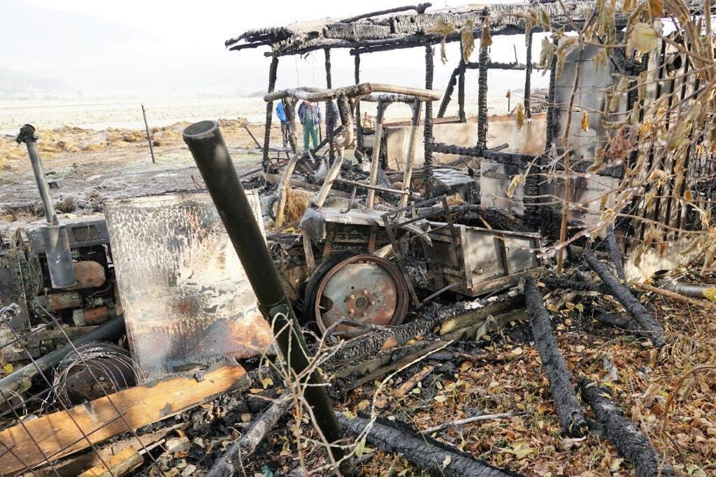 11_21_Scheunenbrand_Engstingen_01