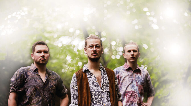 Rulaman: von links Joel Büttner (Bass, Orgel, Vocals),Felix Berns (Vocals, Gitarre) und Nils Kunze (Drums).