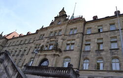 Das Landgericht in Tübingen. Hier muss sich ein 24-jähriger Asylsuchender wegen einer Messerattacke verantworten. 