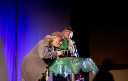 Das Stuttgarter Wortkino widmet sich auf der Bühne dem Thema Alter und dem Sterben. Ein Auftritt anlässlich der Feier zum 20-jäh