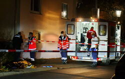 Noch während des Eintreffens des alarmierten Notarztes und des DRK-Rettungswagens erlag der Schwerstverletzte in Mössingen-Belse