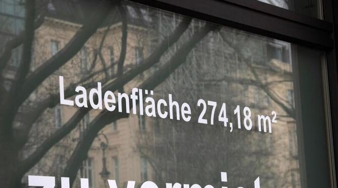 »Ladenfläche zu vermieten«
