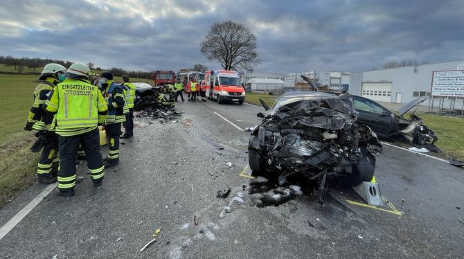 Auf der B27 bei Ofterdingen ist es am Donnerstagnachmittag zu einem Unfall gekommen.