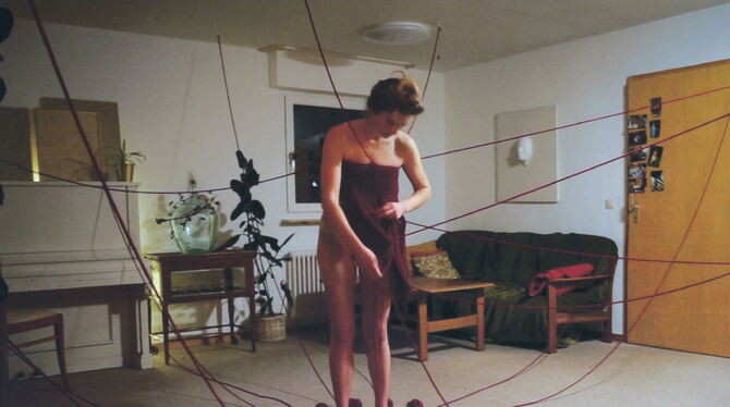 Maike Geier Maike Geier bei der Performance in ihrem Wohnzimmer.