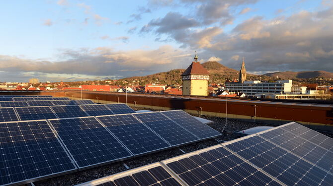 Ein EENA-Paradepferd: Das Dach der Reutlinger Stadthalle. FOTO: PACHER Ein EENA-Paradepferd: Das Dach der Reutlinger Stadthalle. FOTO: PACHER