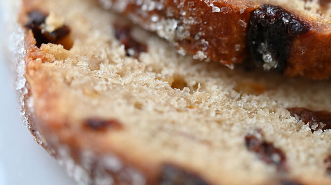 Chri-s-tstollen Chri-s-tstollen