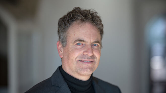 Ingmar Hoerr, einer der Gründer des biopharmazeutischen Unternehmens Curevac, steht im Schlosslabor Tübingen, das Teil des Museu