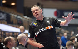 »Auch für mich ist spannend, was nun kommt.« Handball-Bundestrainer Alfred Gislason vor dem EM-Auftakt.  FOTO: GOLLNOW/DPA