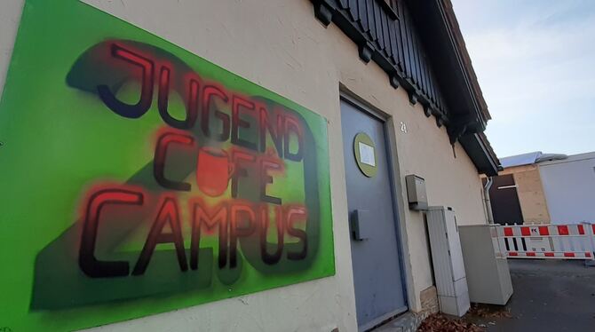 Das schmuck hergerichtete Jugendcafé Campus beim Metzinger Bahnhof ist geschlossen, weil es den Jugendgemeinderat, der es renovi