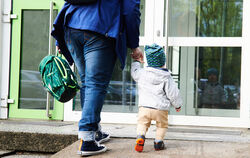  In Reutlingen können Eltern sich glücklich schätzen, wenn sie einen Kindergartenplatz für ihren Sprössling kriegen.  FOTO: RIED