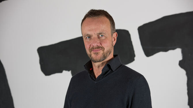 Die Einschläge, was Omikron angeht, kommen immer näher, beobachtet LTT-Intendant Thorsten Weckherlin.