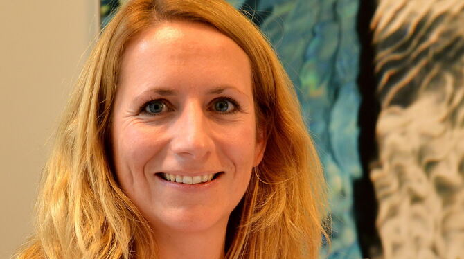 Winkt ab: Daniela Harsch kandidiert nicht in Tübingen. FOTO: NIETHAMMER