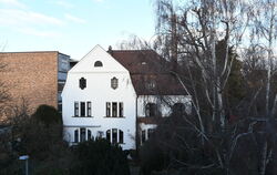 Die Heinzelmann-Villa an der Urbanstraße 25 ist mit ihrer Lage direkt hinter der einstigen Fabrik ein Stück sichtbare Stadtgesch