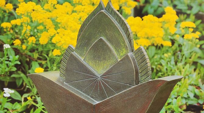 Die Skulptur »Septembera« von Gudrun Krüger ist in Privatbesitz und kann im Rahmen von Führungen in diesem Jahr angeschaut werde Die Skulptur »Septembera« von Gudrun Krüger ist in Privatbesitz und kann im Rahmen von Führungen in diesem Jahr angeschaut werde