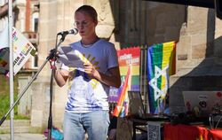 Julius Kreiser aus Tübingen möchte Pastoralreferent werden. Weil er bisexuell ist, könnte die Kirche ihn aber als Arbeitnehmer a