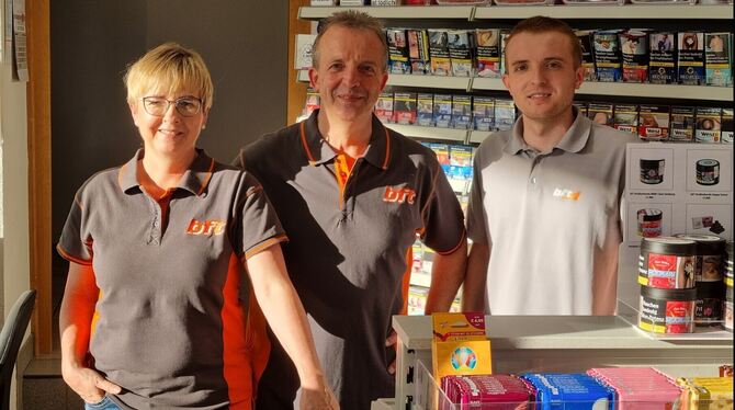 Ursula und Bernd Scherer führen die Tankstelle in dritter Generation. Ob die vierte – Sohn Markus – übernimmt, steht noch nicht Ursula und Bernd Scherer führen die Tankstelle in dritter Generation. Ob die vierte – Sohn Markus – übernimmt, steht noch nicht