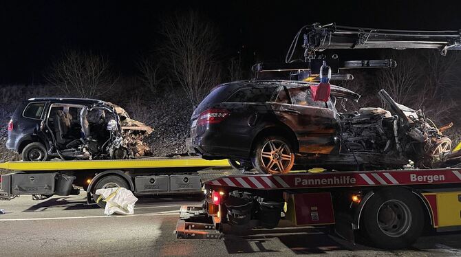 Unfall fordert 3 Tote Unfall fordert 3 Tote