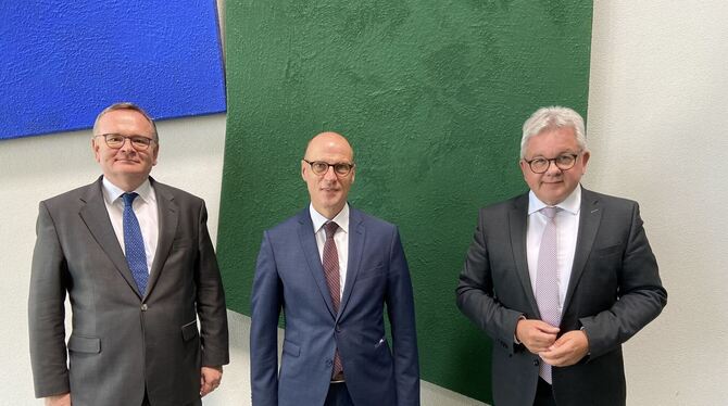 Matthias Grundke ist Leitender Oberstaatsanwalt in Tübingen. Er zeigt sich erfreut über die Verbesserung.  FOTO: JUSTIZMINISTERI