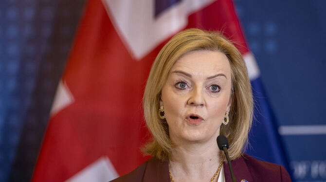 Einige fühlen sich von Äußerungen der britischen Außenministerin Liz Truss in ihrem Vorhaben bestärkt.  FOTO: DPA